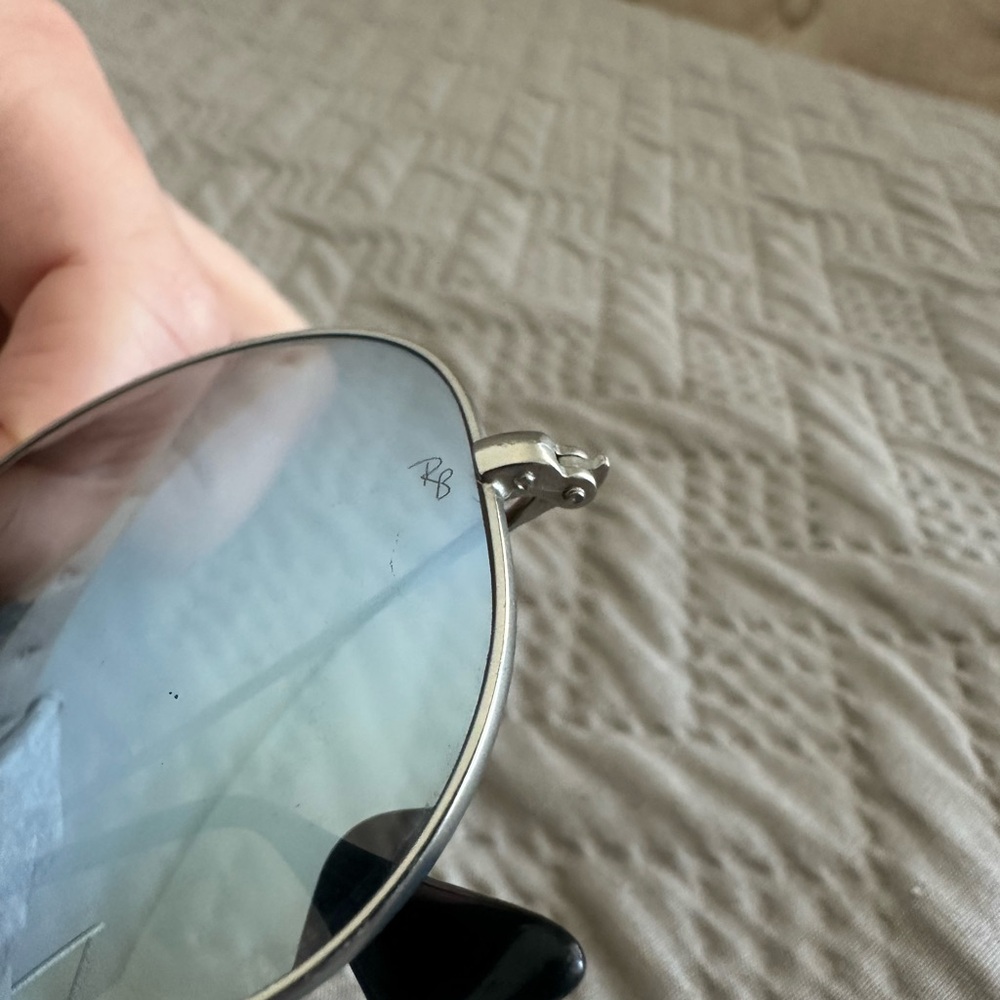 Vintage Ray-Ban Polarized Metallic Silver Aviator Shades - Picture 5 of 8